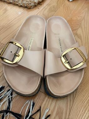 Birkenstock Nude Leather Slide Sandal with Gold Buckle